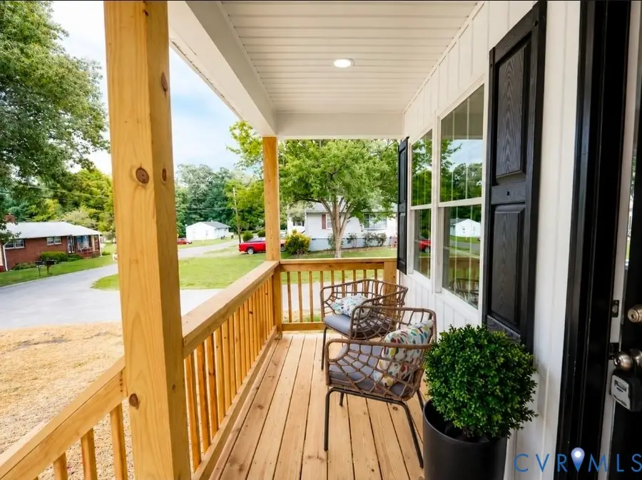 25723 Dinwiddie Avenue, Petersburg, VA 23803 - #2