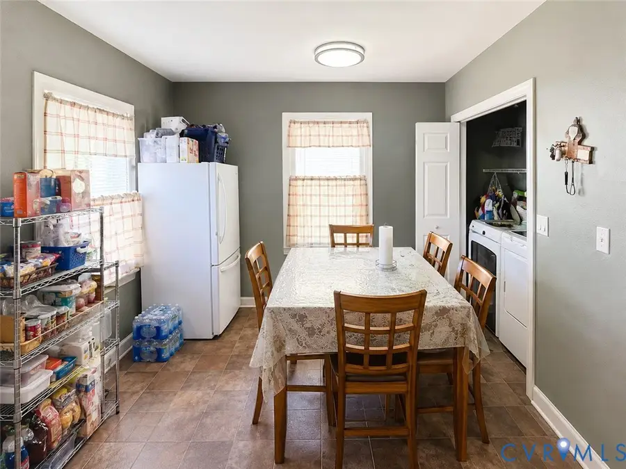 213 Mecklenburg Avenue, Kenbridge, VA 23944 - #2