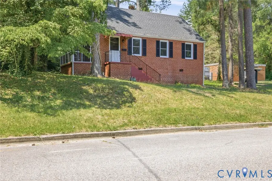 1584 Mount Vernon Street, Petersburg, VA 23805 - #2