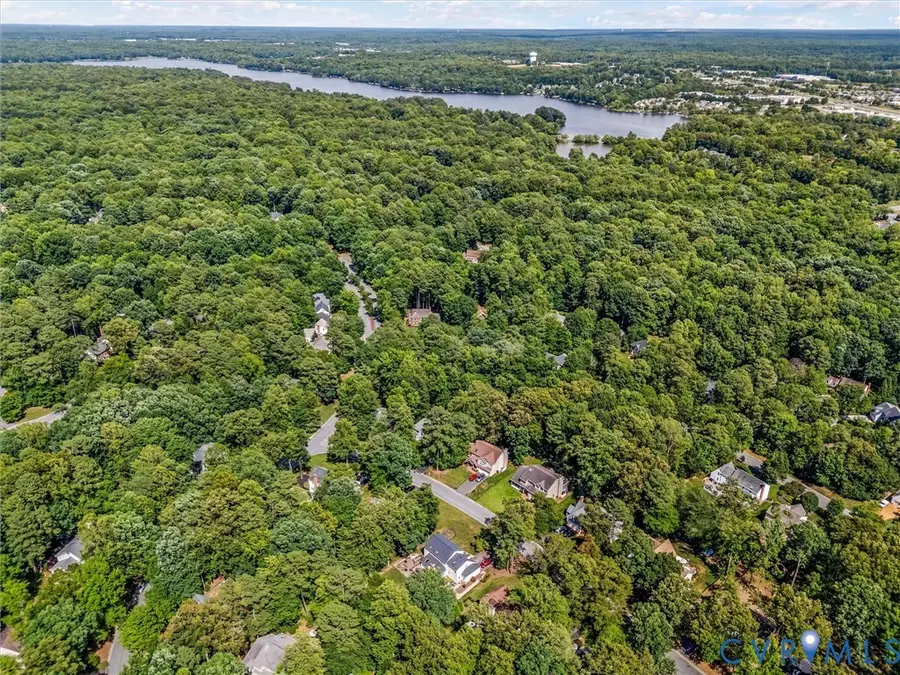 6310 Walnut Bend Terrace, Midlothian, VA 23112 - #2