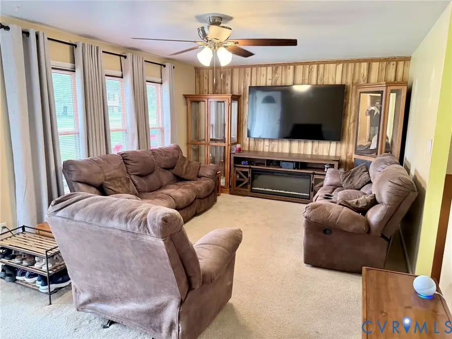 10409 Skinner Hill Drive, Fredericksburg, VA 22408 - #3