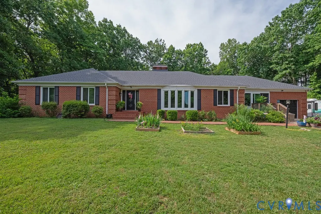 24601 Pear Orchard Road, Moseley, VA 23120 - #1