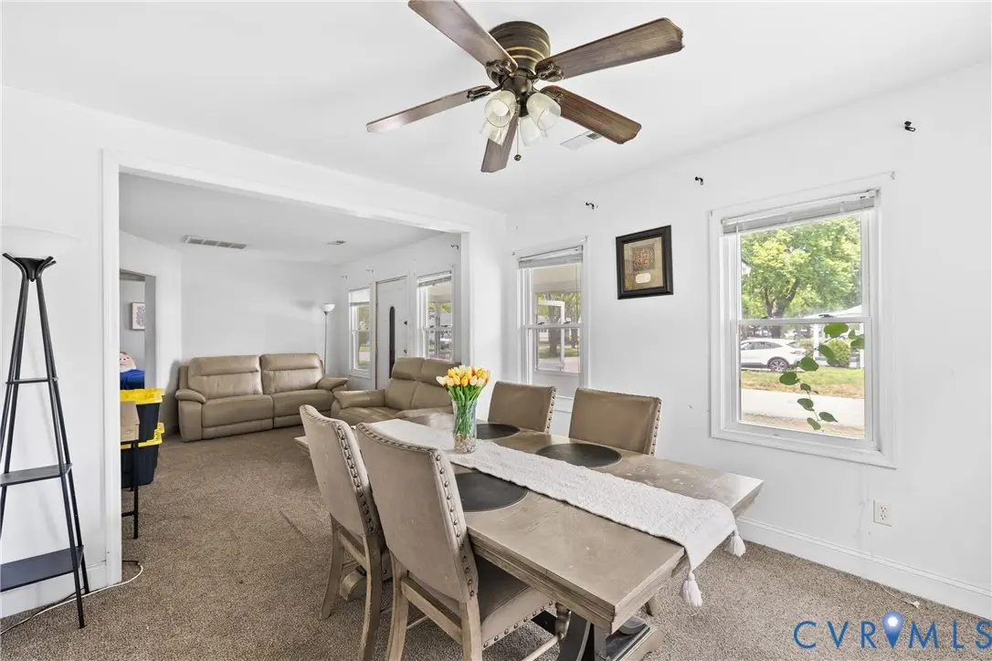 7 W Berry Street, Sandston, VA 23150 - #1