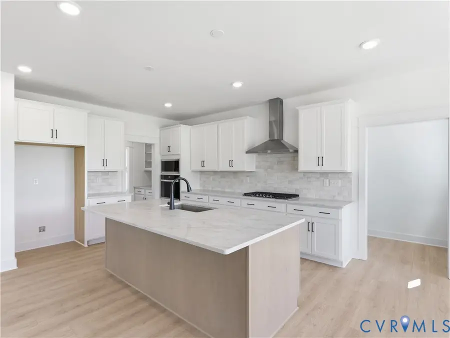 4625 Chesler Drive, Moseley, VA 23120 - #2