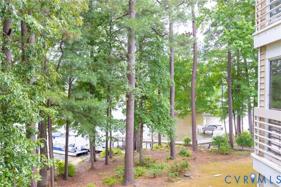 222 Water Pointe Court, Woodlake, VA 23112 - #2
