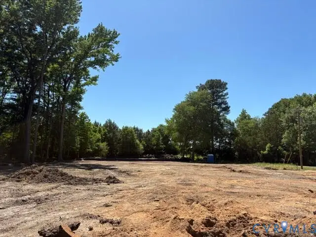 28 Spotswood Drive, Petersburg, VA 23805 - #3