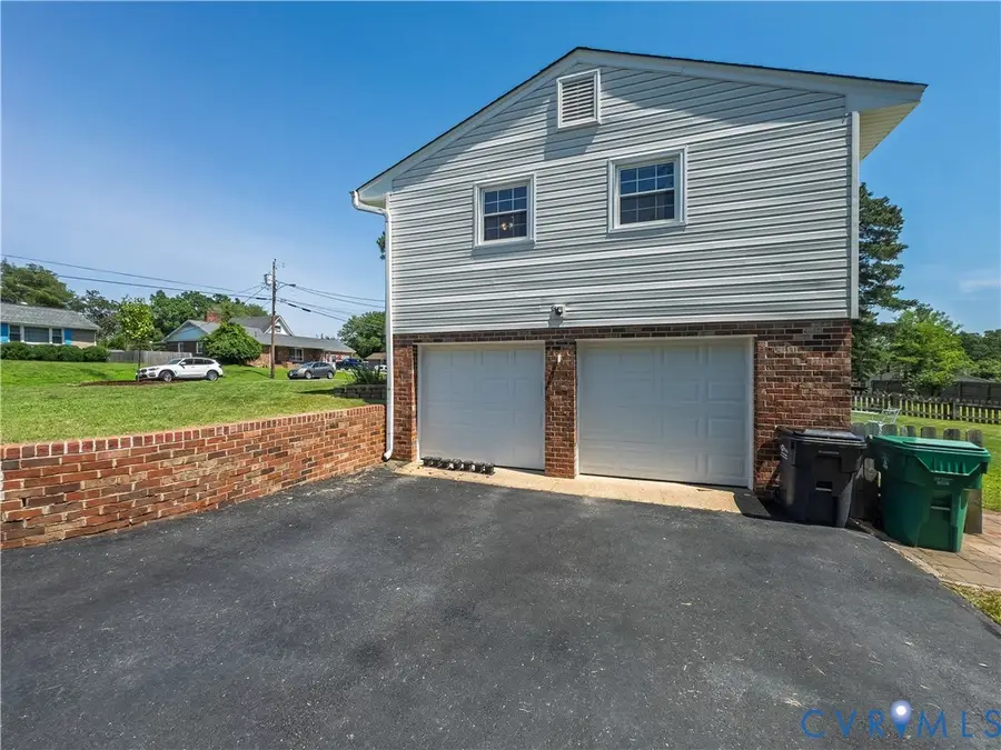 202 Nottingham Drive, Colonial Heights, VA 23834 - #3