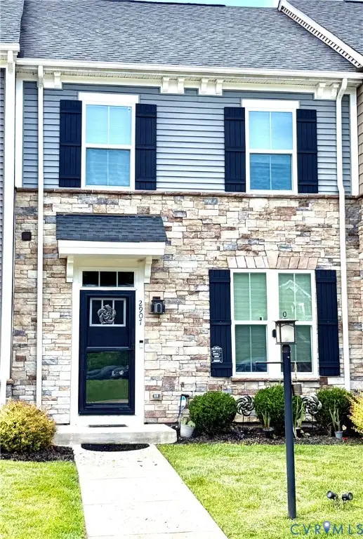 2907 Grove Point Circle, Richmond, VA 23223