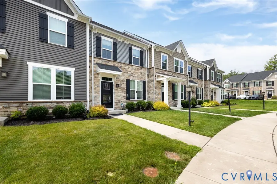 2907 Grove Point Circle, Richmond, VA 23223 - #2