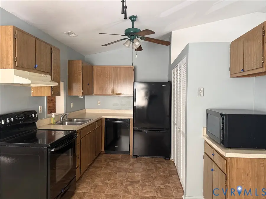 10700 Blossomwood Road, Chesterfield, VA 23832 - #2