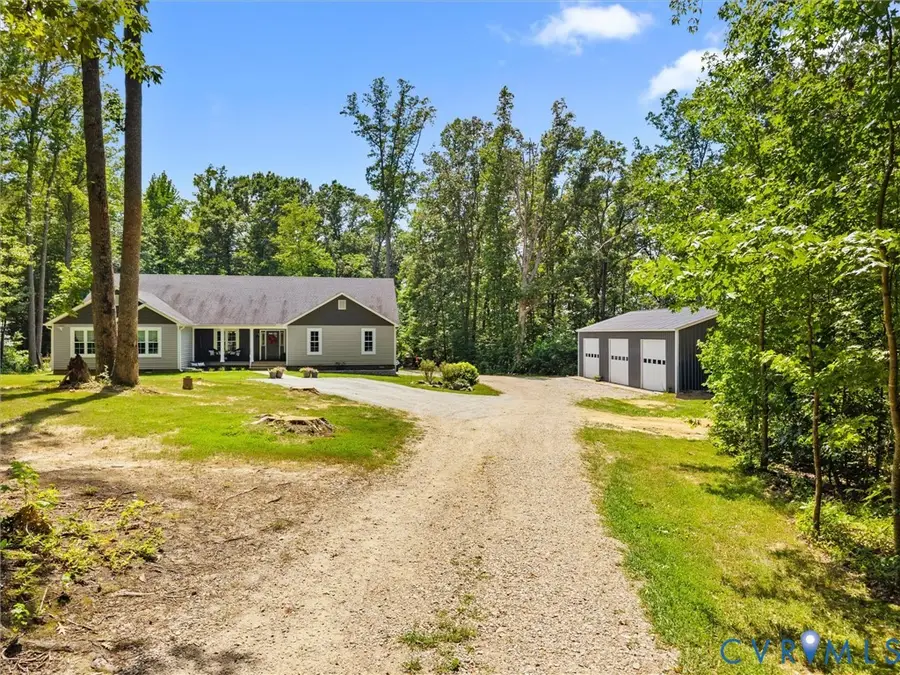 1847 Oakland Estates Drive, Powhatan, VA 23139 - #2