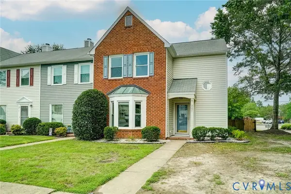 2221 High Bush Circle, Glen Allen, VA 23060