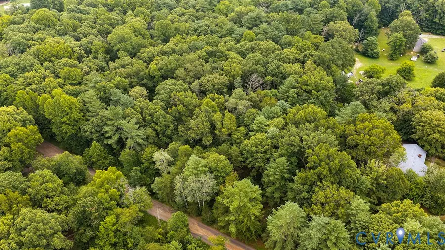 27 Raccoon Ford Road, Burr Hill, VA 22433 - #2