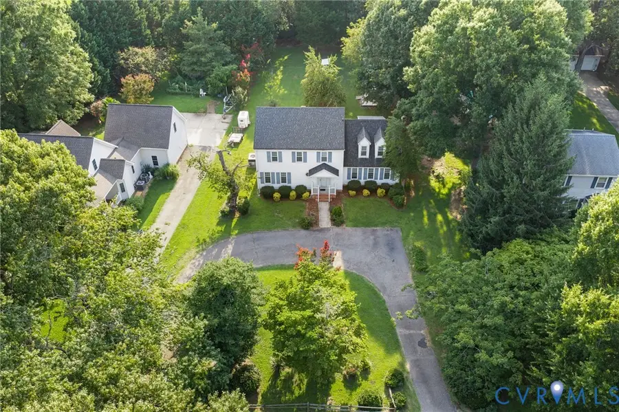 1760 Gloucester Road, Gloucester Point, VA 23062 - #3
