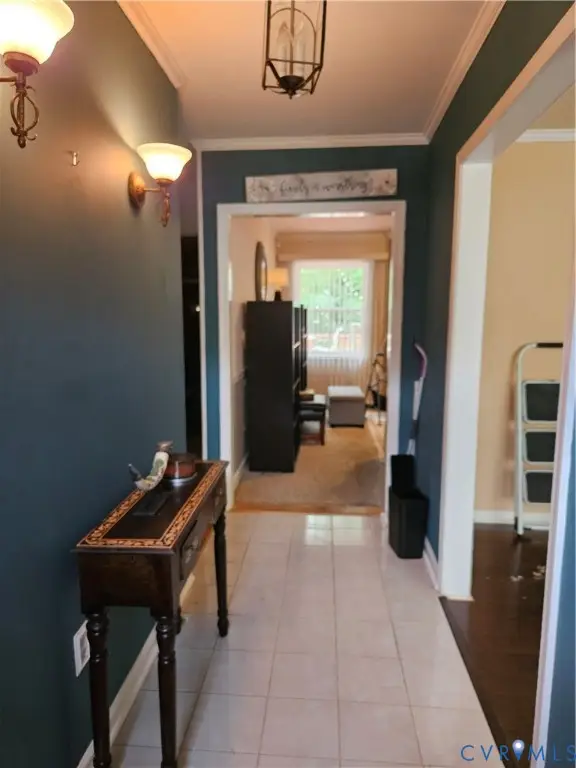 107 Tudor Road, Colonial Heights, VA 23834 - #2