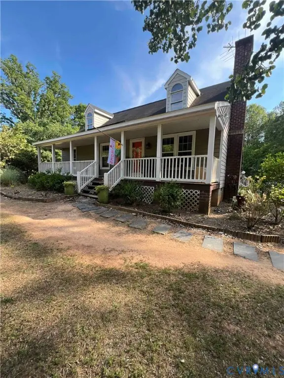 3695 Three Chopt Road, Gum Spring, VA 23065 - #1