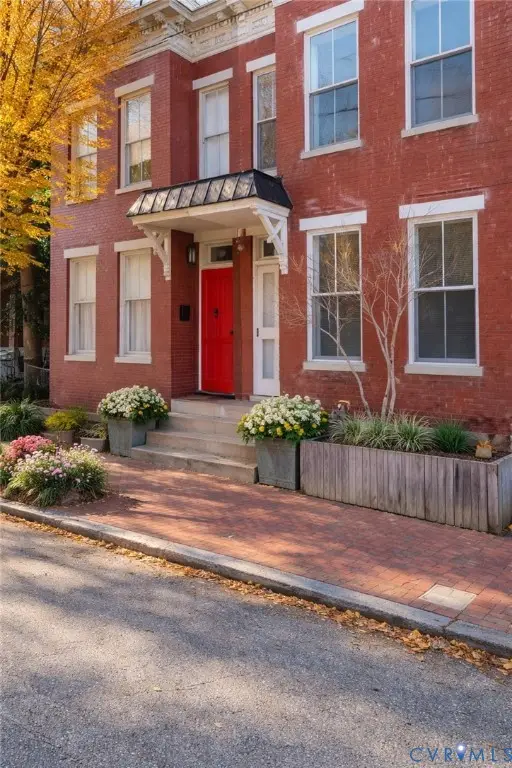 504 St James Street, Richmond, VA 23220
