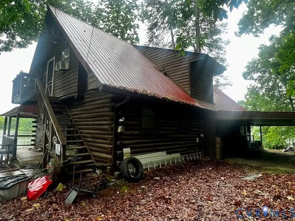 35 Lake Drive, Columbia, VA 23038