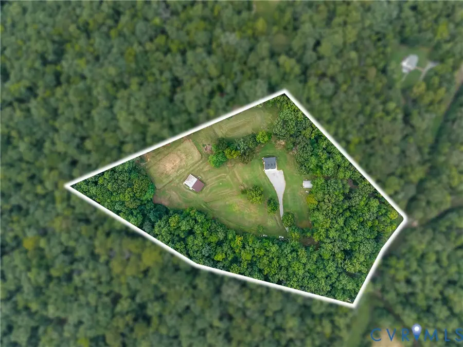 3927 Hughes Creek Road, Powhatan, VA 23139 - #3