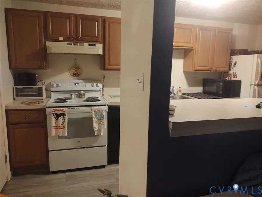 9398 Wind Haven Court #103, Glen Allen, VA 23060 - #3
