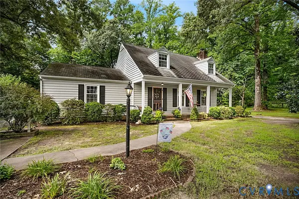 282 Garnett Hill Drive, Urbanna, VA 23175