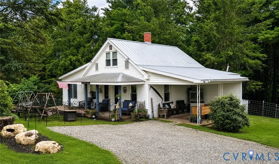 825 Macks Mountain Road, Indian Valley, VA 24105 - #2