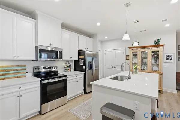 15801 Hallowell Ridge #304, Moseley, VA 23120