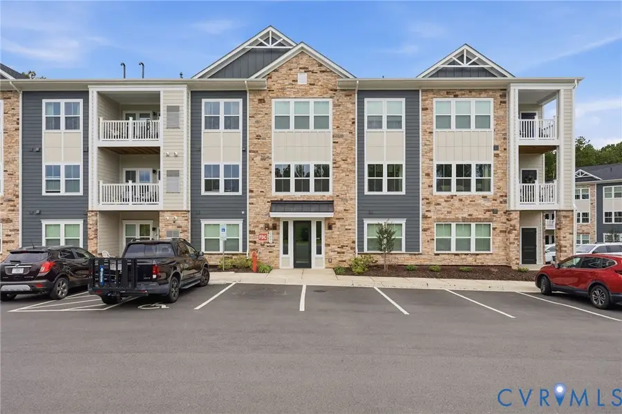 15801 Hallowell Ridge #304, Moseley, VA 23120 - #2