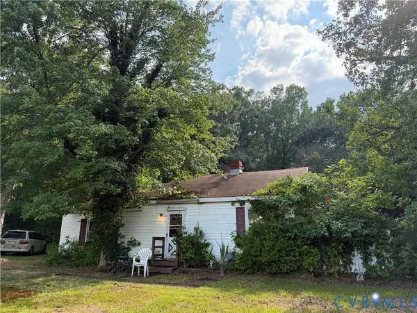 705 Thompson Street, Ashland, VA 23005