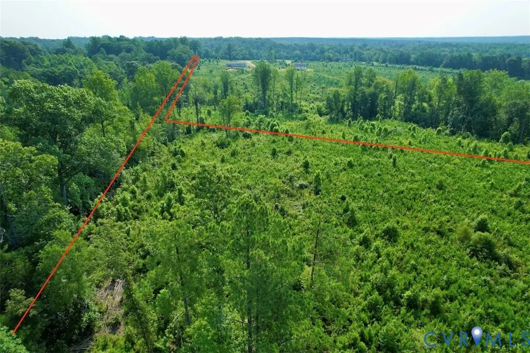 5211 Indian Oak Road, Crewe, VA 23930 - #1