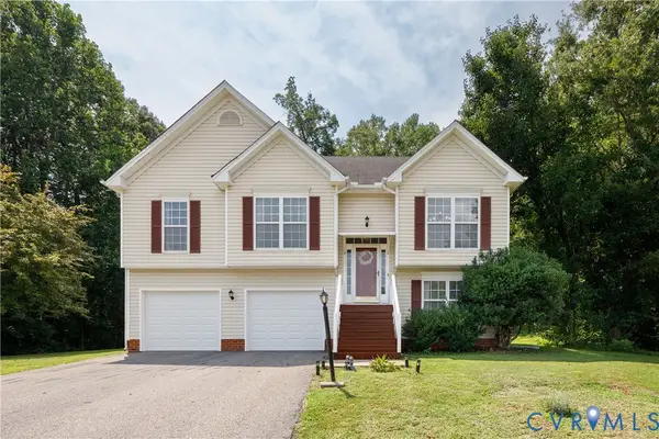 2766 Knobbly Court, Chester, VA 23831