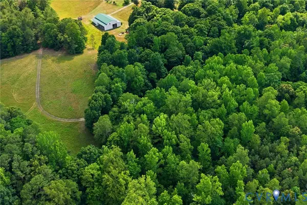 13274 W Patrick Henry Road, Doswell, VA 23047