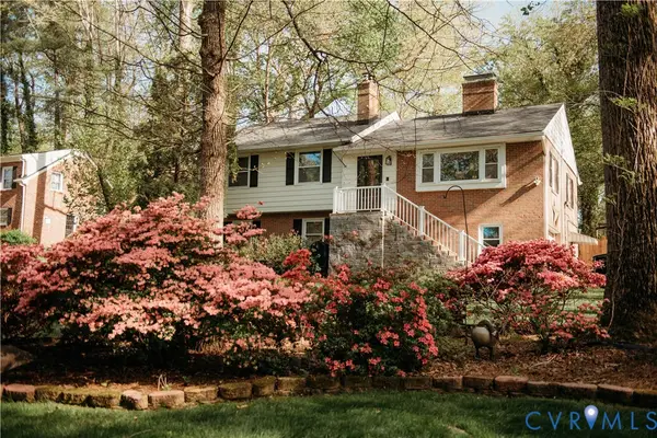 8111 Lake Shore Drive, North Chesterfield, VA 23235