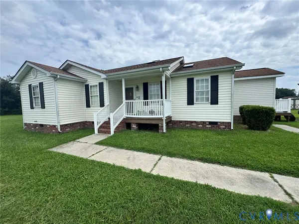 795 Cherry Row Lane, Shacklefords, VA 23156