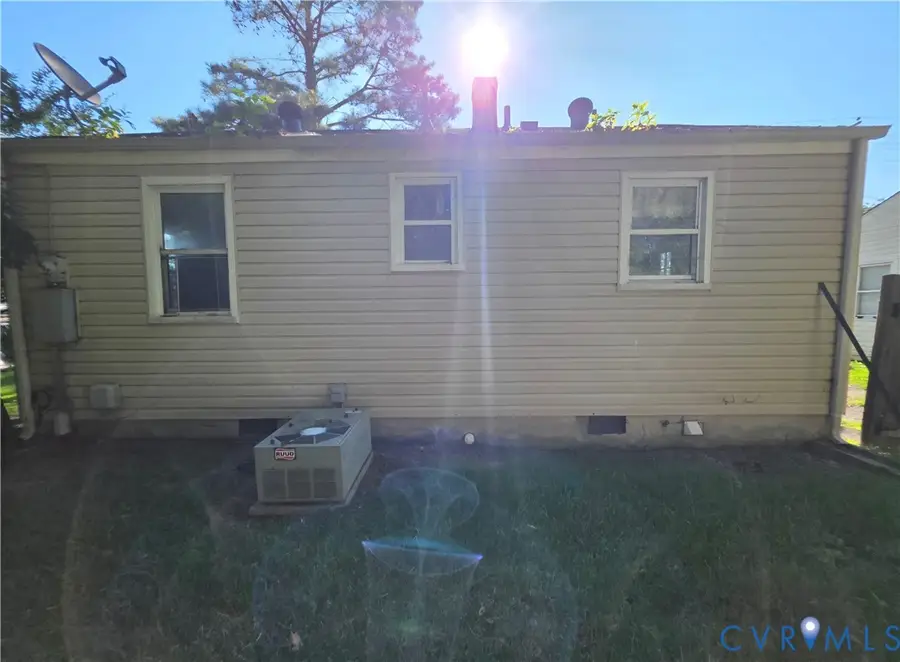 1910 Wakefield Avenue, Colonial Heights, VA 23834 - #2