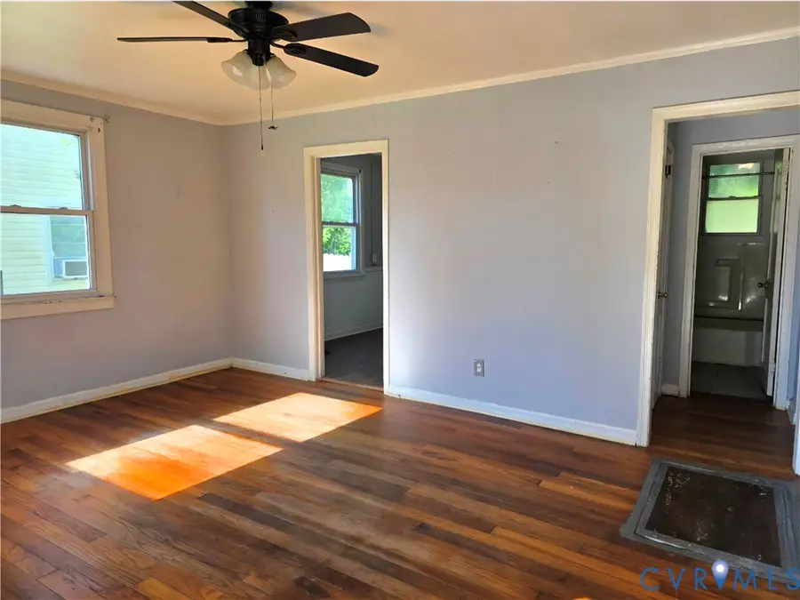 1910 Wakefield Avenue, Colonial Heights, VA 23834 - #3