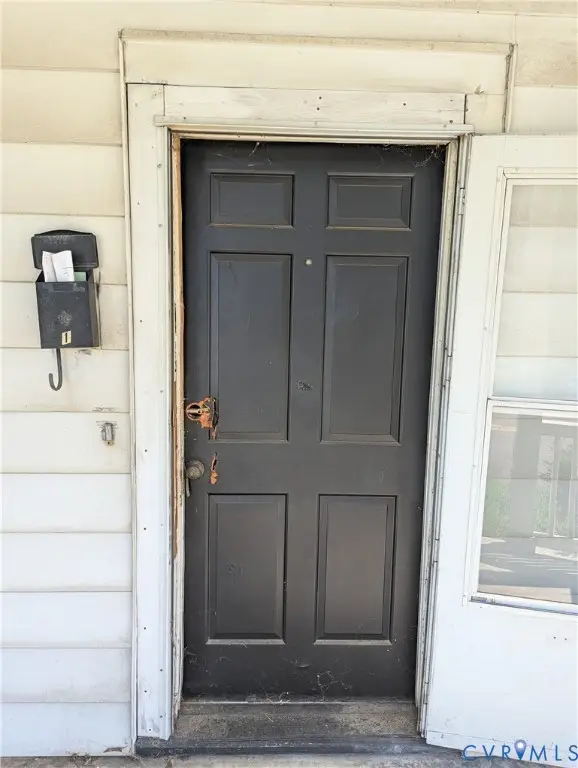 318 E Westover Avenue, Colonial Heights, VA 23834 - #3