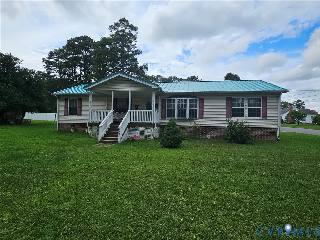 602 Temple Avenue, Emporia, VA 23847 - #1
