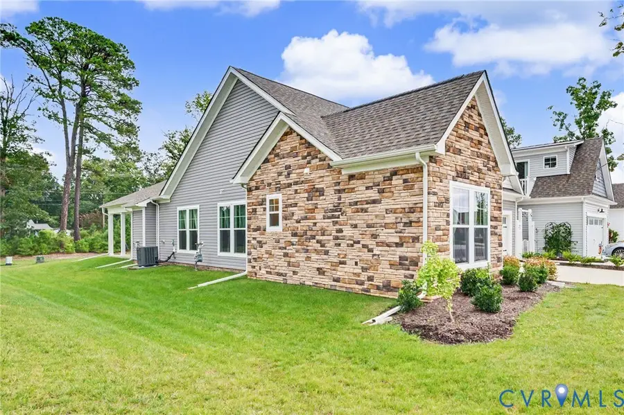 11618 Orchard Falls Circle, Glen Allen, VA 23059 - #2