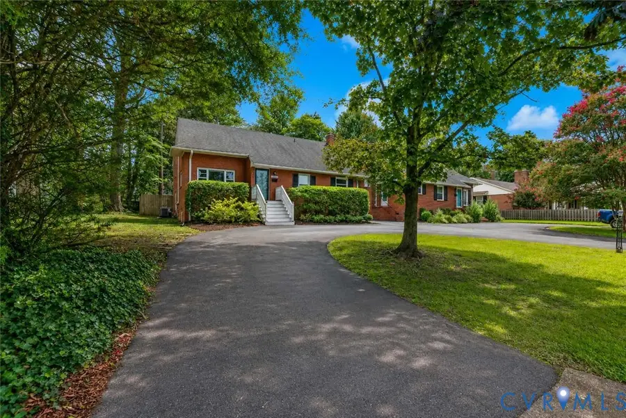 5709 Monument Avenue, Richmond, VA 23226 - #3