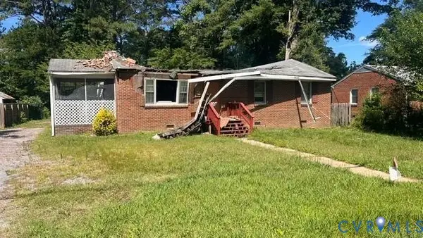 2714 Oak Hill Road, Petersburg, VA 23805