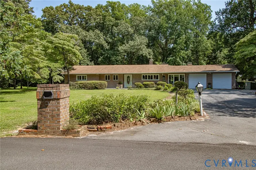 810 Mansion Drive, Hopewell, VA 23860 - #2