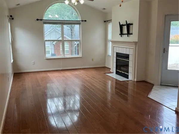 3343 Stone Manor Circle #7B, Chester, VA 23831