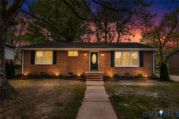 917 Williamsburg Road, Colonial Heights, VA 23834