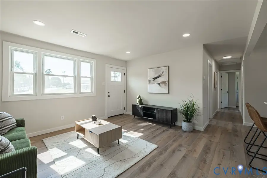 2201 Brockway Lane, East Highland Park, VA 23223 - #3