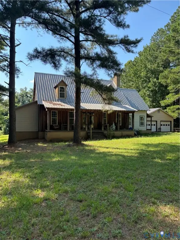 2695 Bethel Church Road, Green Bay, VA 23942