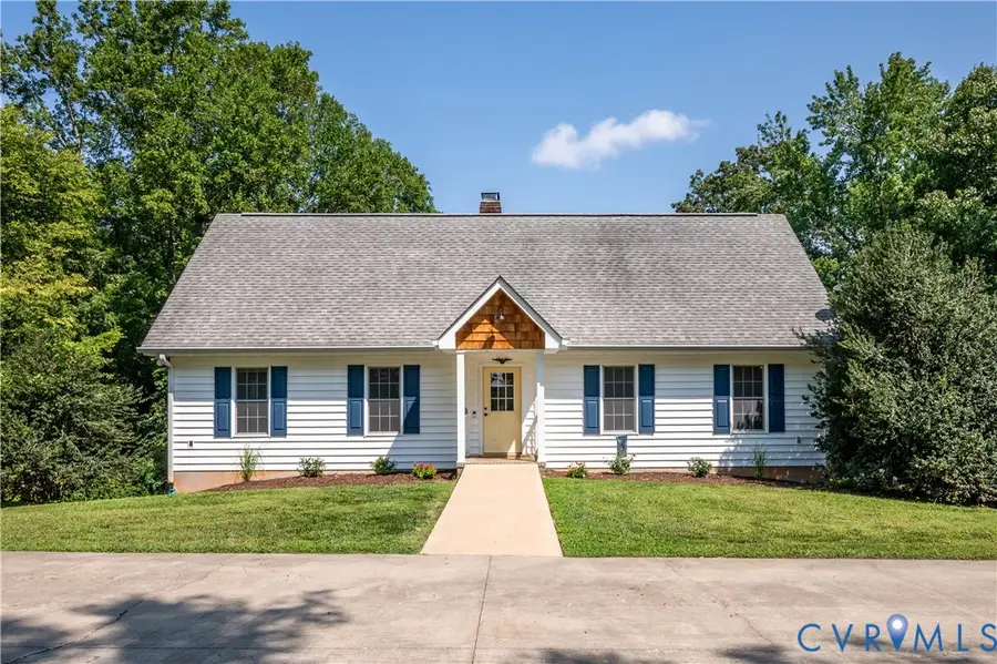 542 Ampthill Road, Cartersville, VA 23027 - #2