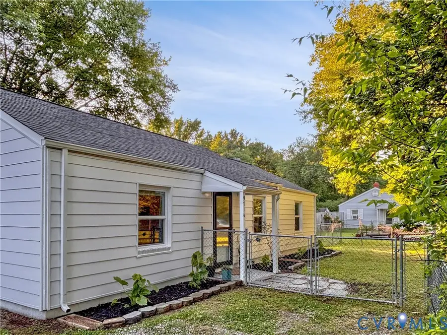 9716 Telstar Drive, North Chesterfield, VA 23237 - #2