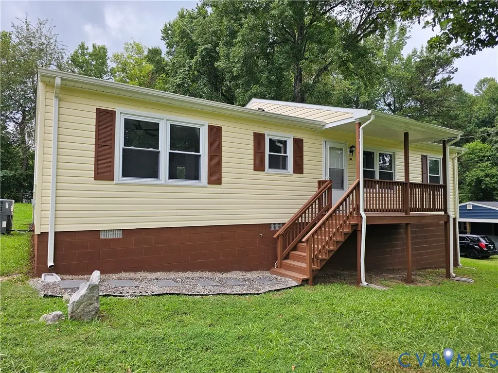 915 2nd Street, Blackstone, VA 23824 - #1