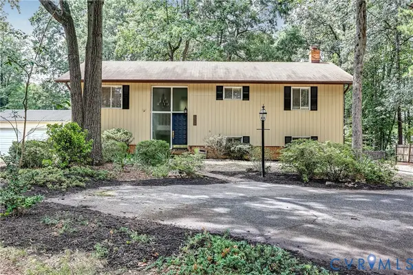 1516 Ednam Forest Drive, Henrico, VA 23238